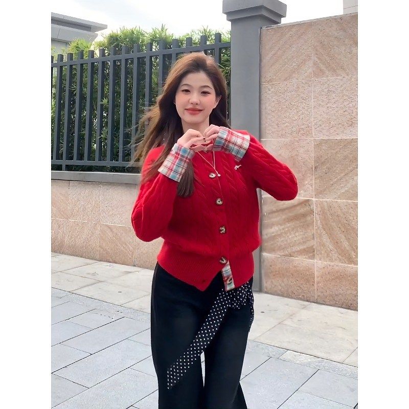 大码胖mm圣诞新年氛围感红色毛衣女秋冬新款格纹拼接长袖针织开衫