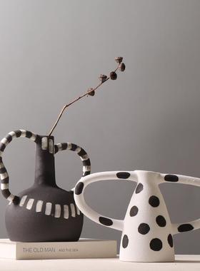创意FJZ带耳陶花瓶黑白色拼波点水墨手绘插花装饰品样板摆房件瓷