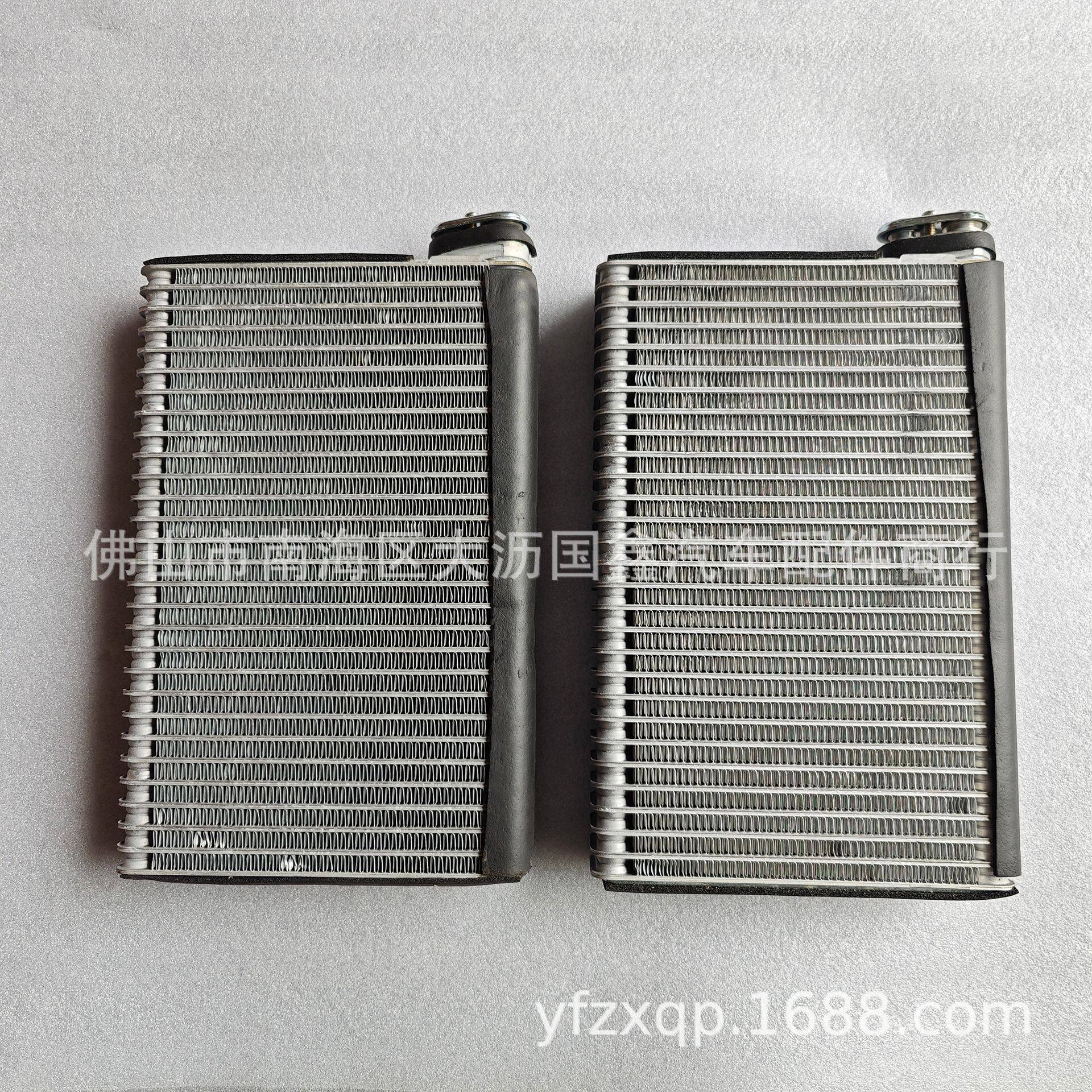 广汽日野700蒸发箱散热网芯体SS2PP11CS8850-1107088501-1070