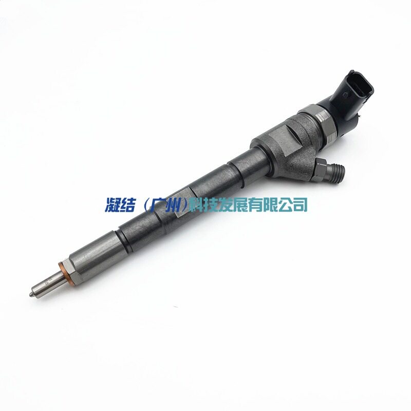 现代H-1Starex起亚索兰托2.5燃油喷射器55221017喷油器