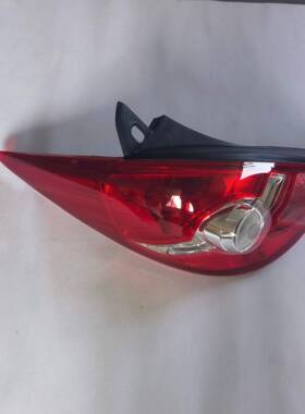 适用于骐达080910款后尾灯后大灯转向灯刹车灯警示灯