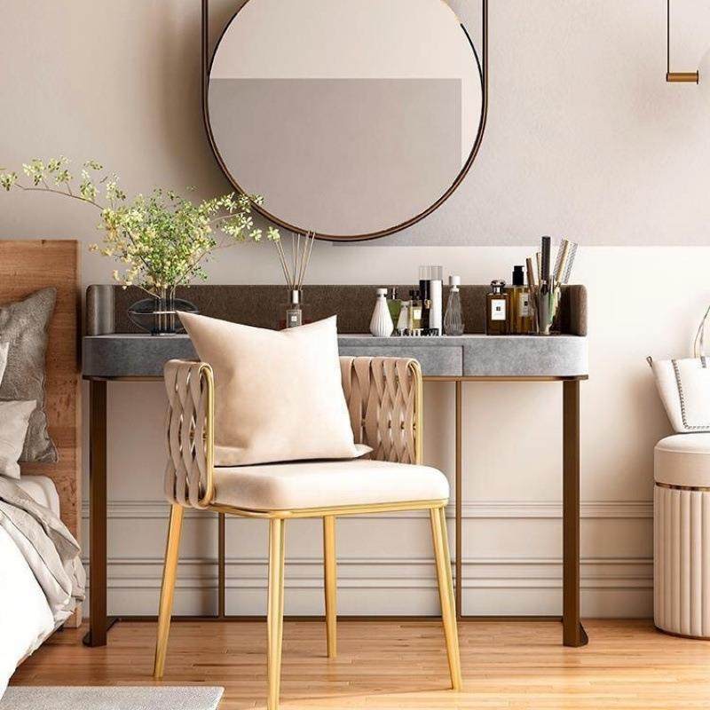 现HS休闲化餐椅代家简约女生卧室用爆款餐厅椅子美甲椅子VHT轻奢