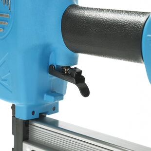 ST3气8钉钢枪气动钢钉枪动钉机打气动直钉枪气钉595枪排钉枪