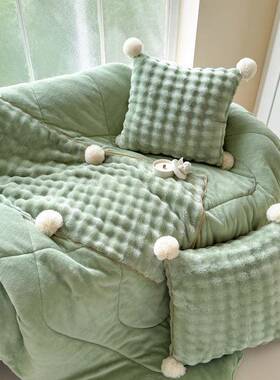 205新款软fuu立体毛球抱枕2被抱f枕KQV立体毛球抱枕被