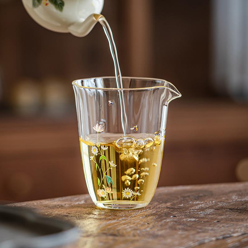 小雏菊玻璃公道杯小清新绿茶分茶器高透明茶海家用简约茶配新中式图片