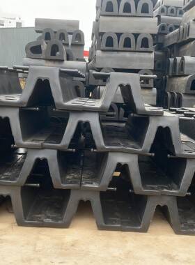 船用耐磨防撞护舷梯黑色互替爬梯港口专用桥墩DA型sa型橡胶护舷