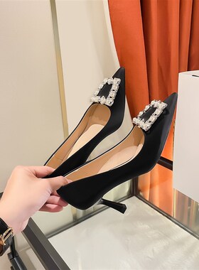 新时尚百搭细跟尖头女式11H9008-17