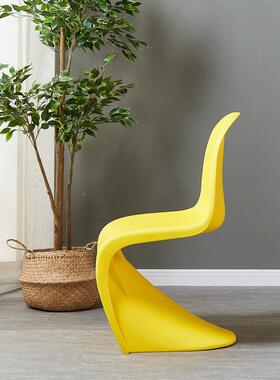 户QKA外塑餐椅凳料色塑料餐椅凳黑欢迎咨询