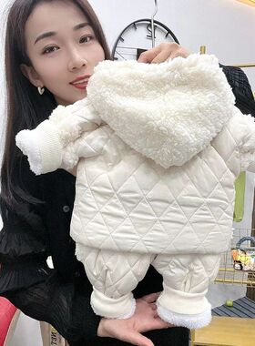 男宝宝冬装棉衣套装加厚0-1岁2两件套分体衣服女童秋冬季外出棉服