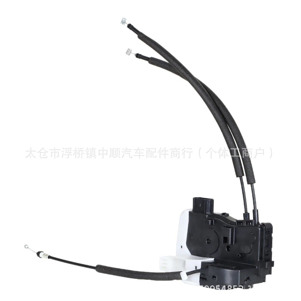813102S00081320-2S000适用于现代IX35TUCSON车门锁块