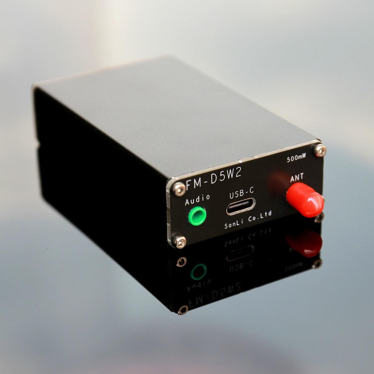 邮直拍2千米包FM发射机数字显示01.5807W500-mW立体声7608M英语听