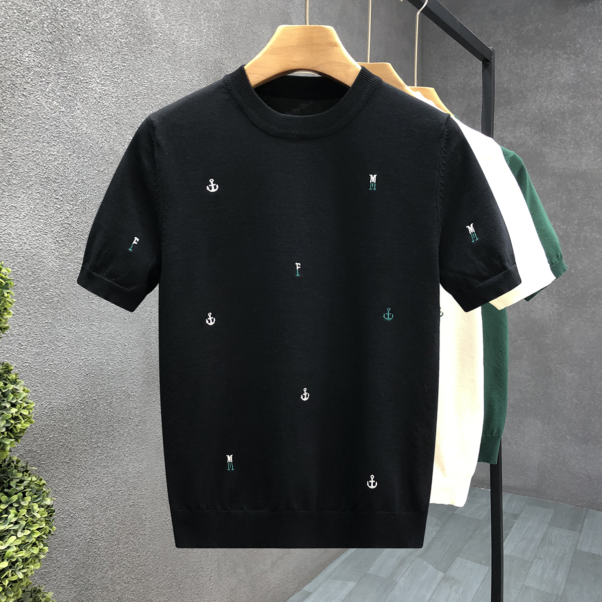 流行杏色刺绣薄款针织短