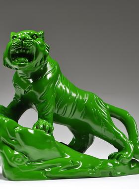 绿色木雕老虎摆件实木质YZBJ-040上山艺虎生肖艺品面家居办公桌工