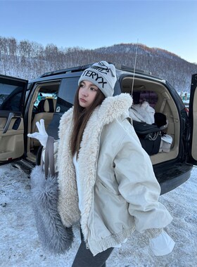 Xinlei Lin 绒绒暖意拼毛水洗工装连帽夹克棉服外套女秋冬