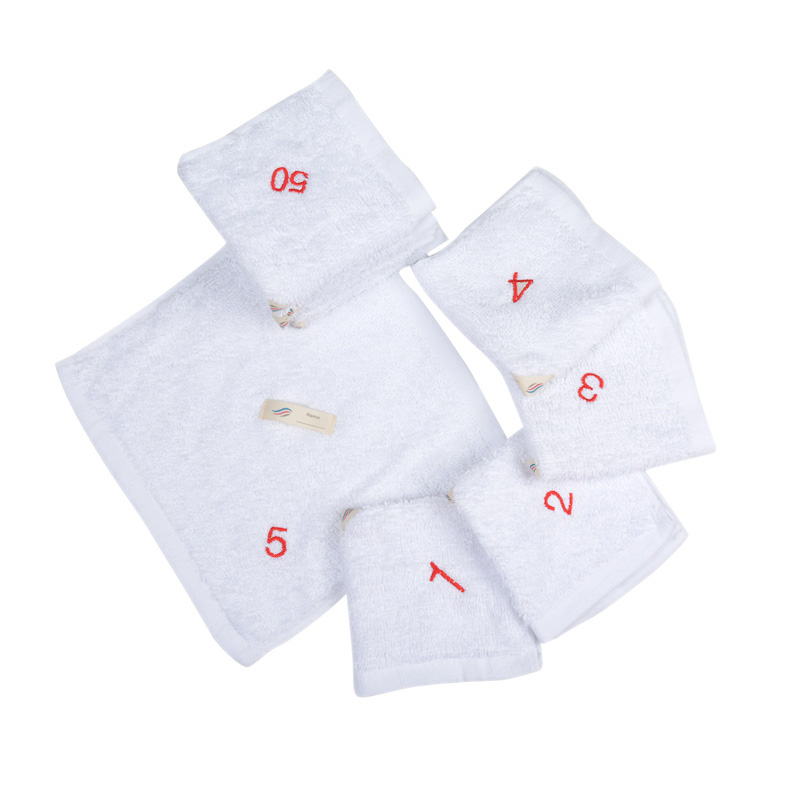 纯棉白色小方巾手帕幼儿园数字编号带挂钩口水面巾毛巾儿童擦手巾