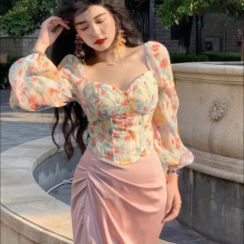 大码法式复古鱼骨收腰油画上衣女早秋气质高腰半身裙胖mm显瘦套装,女装/女士精品,大码套装,淘宝优惠券,粉丝福利购,淘宝优惠卷