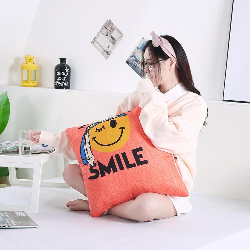 冬天多功能QBL-2605用抱枕汽被可穿两车载车可以穿的体懒人被子一