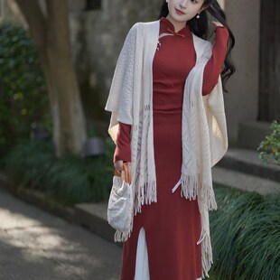 她来了复古馆酒红旗袍秋冬季新中式国民针织改良气质打底连衣裙子