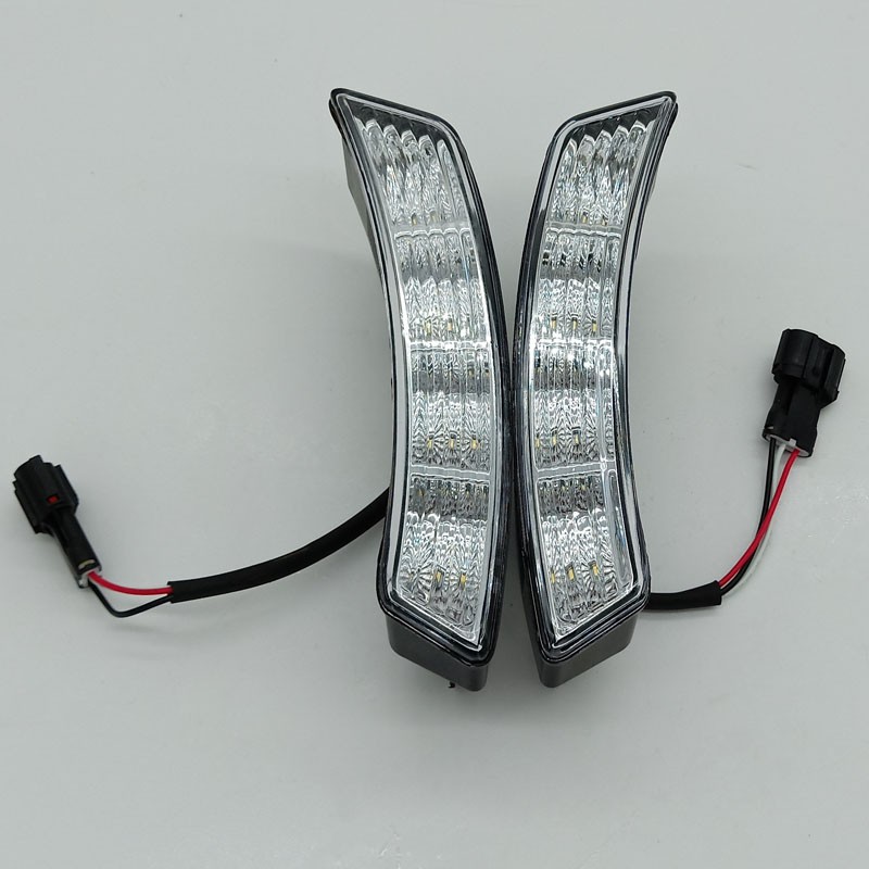 比德文M7宝路达DS7电动汽车轿车前雾灯日行灯昼行灯前杠灯 行车灯