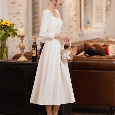 白色礼服平时可穿法式登记领证结婚小白裙钉珠长袖小个子连衣裙