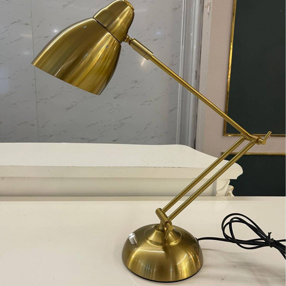 现简约金属长臂折叠护眼学卧HEO室习台灯阅读书桌床头调光代LED