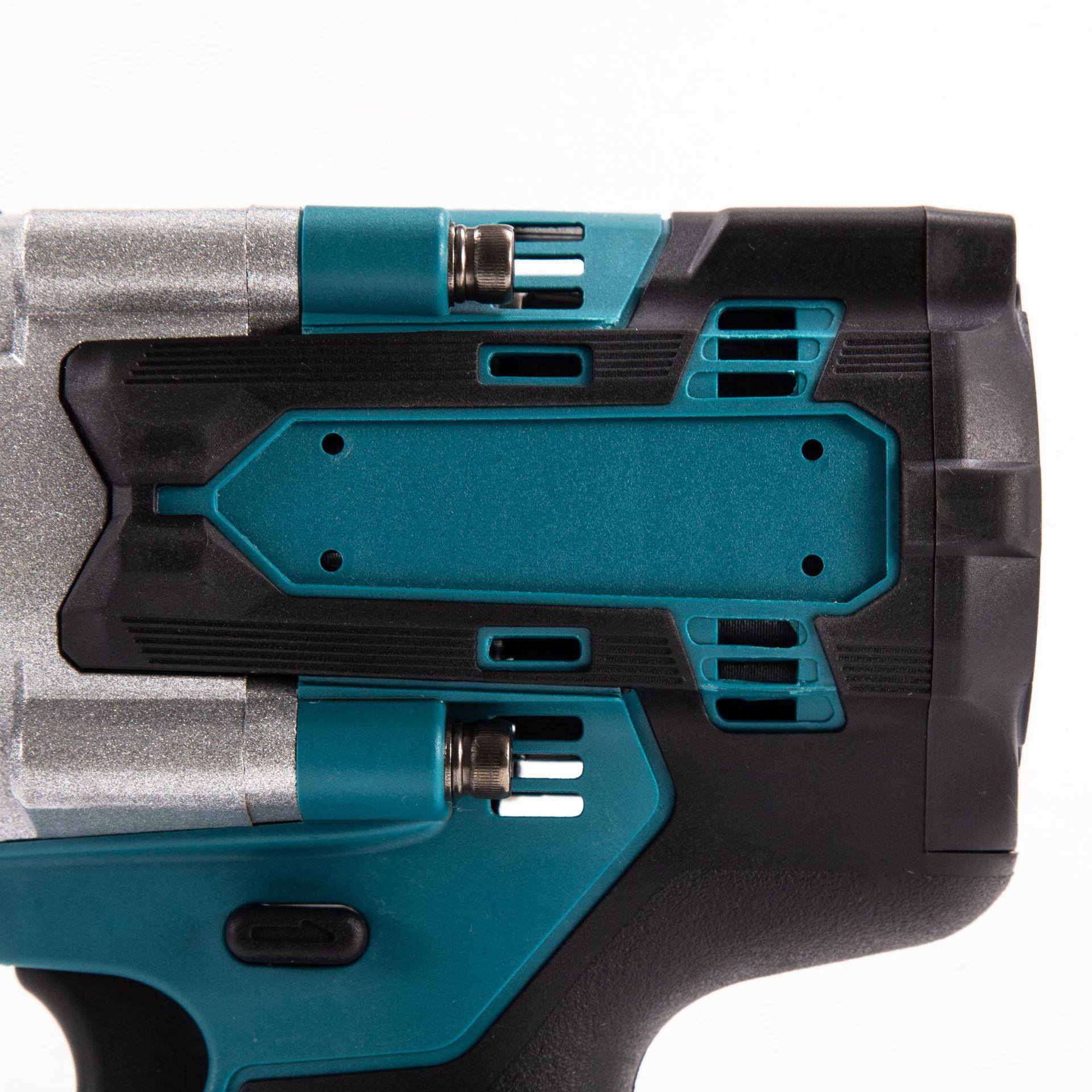 跨境锂无刷电BQC动扳手功率扭力扳手充电式风电炮架子重汽型修大