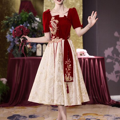 中式大码敬酒服新娘2025新款酒红色结婚礼服订婚连衣裙女高级感秋