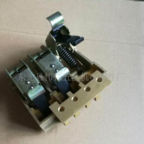 铁机车刷握启发电机DF4型刷架配37SJDF4-34B24*12.路5*0D*50碳刷