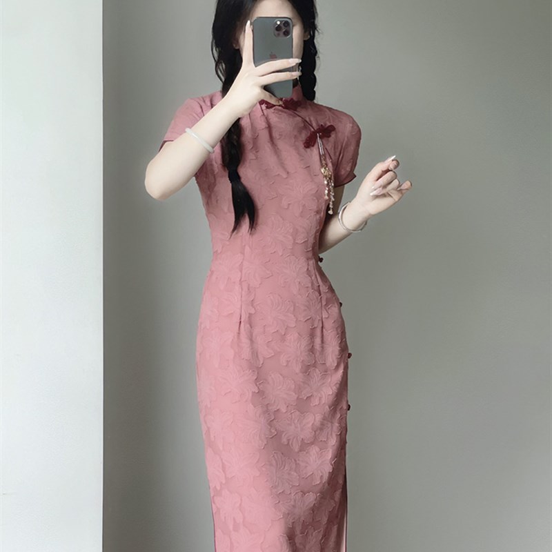 桃时复古民国风改良修身新中式日常粉色年轻款少女旗袍秋冬款