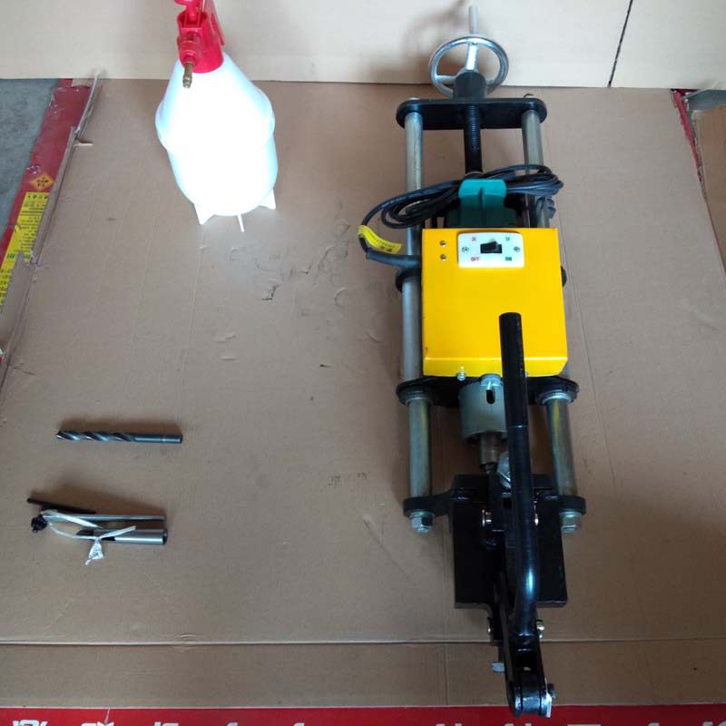 电动钢轨钻孔机1.0kW铁轨打孔机小型内燃式轨道钻眼机