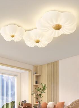 法式OAU奶风客灯全光谱护眼厅主卧油书房灯温花朵儿童房馨卧室吸