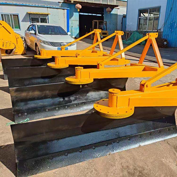 农田粪堆刮平机 冬季路面铲雪的机器 土地开荒用的刮板平地机