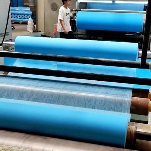 服1裁装床裁剪分包隔层pp纺布玻璃隔层001布一次无性隔层.6到1.8