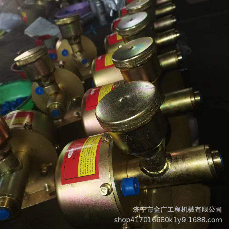 装载机空气加力泵XG931铲车刹车泵刹车助力器气刹总泵加力泵