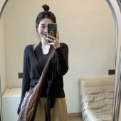 女秋季 新款 小v领修身 FENG甜甜_假两件挂脖针织衫 气质长袖 上衣外套