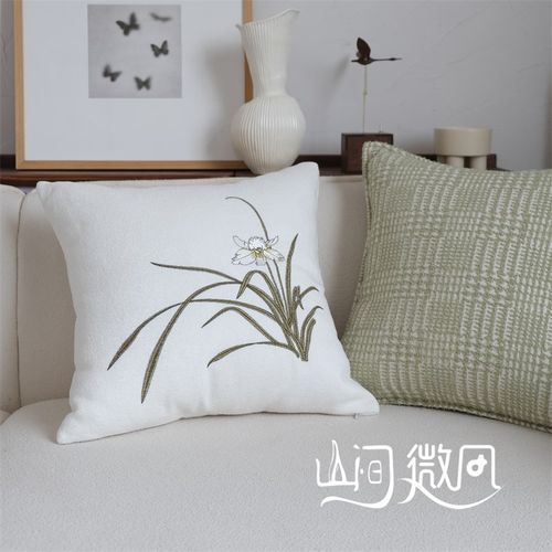 鸢尾绣花抱枕新中式轻法式中国风复古靠垫中古风客厅沙发靠枕绿色