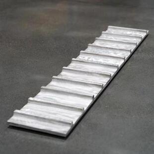 恒全机械轨道式牛场拉纹器2公分*1.5公分牛场刻纹机