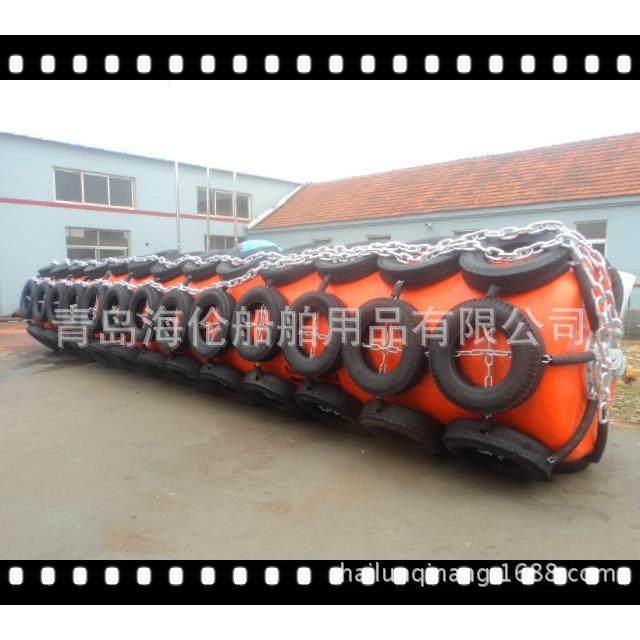 码头护垫图片橡胶护舷大型船舶停靠实心防爆碰垫防撞设施青岛