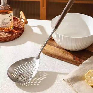 新款不锈勺钢漏勺滤家用厨房桃火锅漏勺花胡木柄椒捞勺饺子面条々