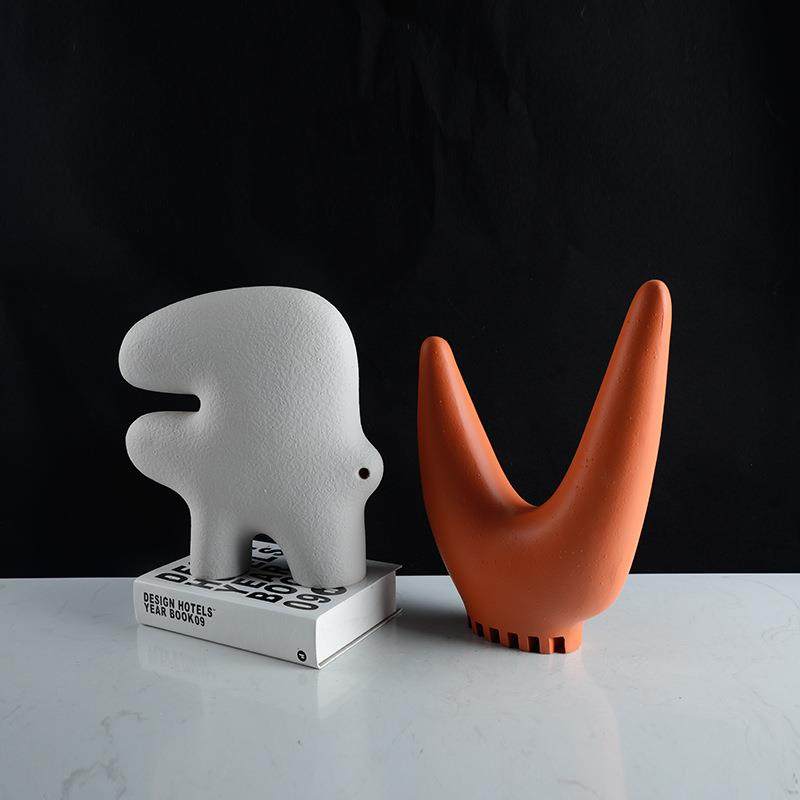 简约现代艺术抽象字母创意雕塑摆件家居客厅桌面样板房软装饰品,电子元器件市场,其它元器件,淘宝优惠券,粉丝福利购,淘宝优惠卷