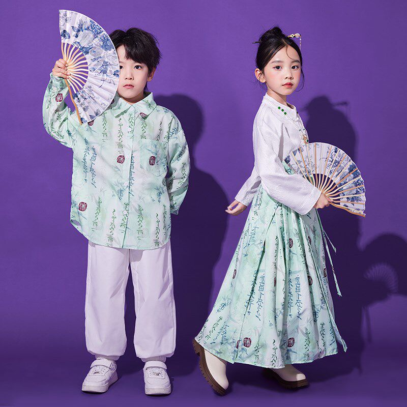 国庆儿童中国风演出服女童马面裙大合唱表演汉服男童套装朗诵古装