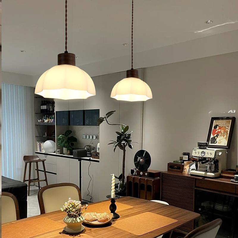 胡桃木吊灯复古南意风玻餐929厅灯具创造型氛围璃感新洋款护眼饭