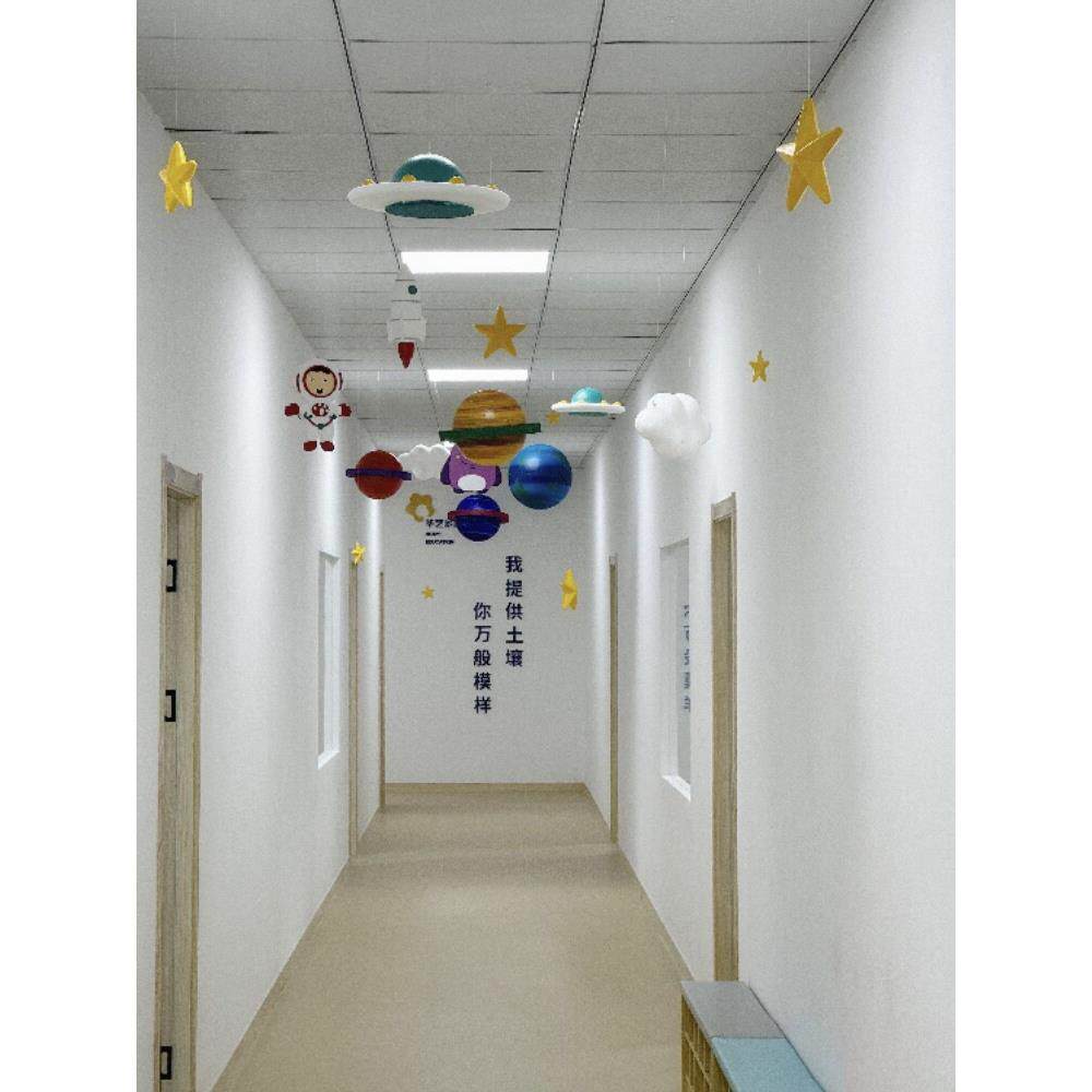 宇宙飞船宇航员火箭模型幼儿园星空摄影早教装环创商场星球吊挂饰