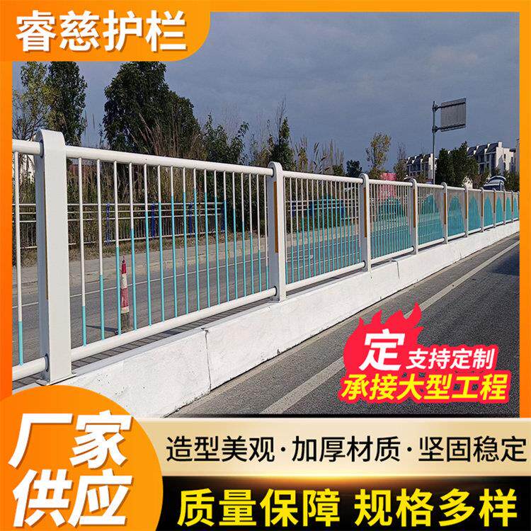 桥梁防撞护栏铝合金材质安全防护栏杆灯光景观河道护栏铝合金护栏