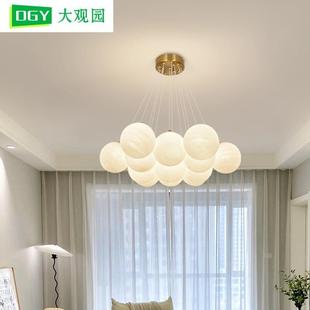 卧室吊月灯具现泡代简约房间主卧434灯创意泡灯餐球厅儿灯童房灯L