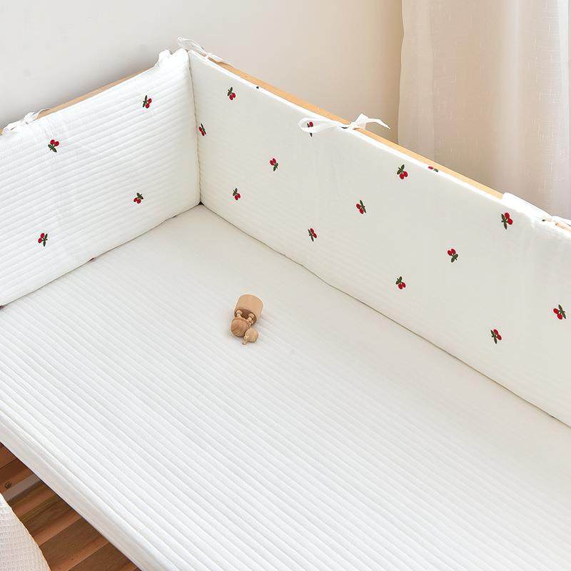 分棉片式宝床围纯绗缝卡儿通刺WWN绣缓宝冲防撞床挡婴床床围可拆