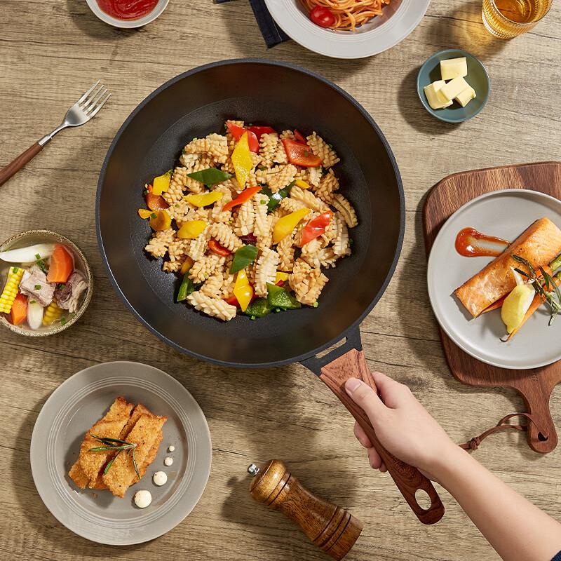 炊皇不粘锅钻石三代锅炒锅平底炒锅家用烹饪具菜电磁炉燃COOKER K