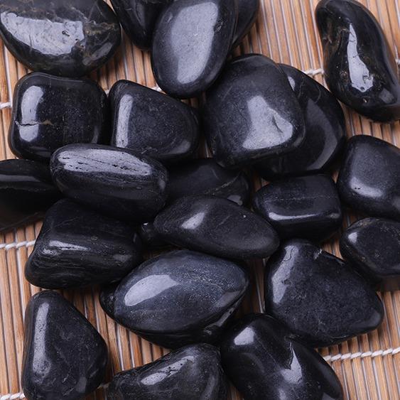 黑色鹅卵石花黑精999色石雨石抛光石黑石景观石黑子品工厂