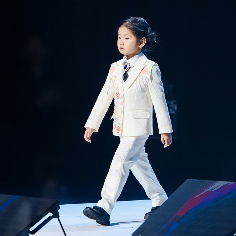 女童西装套装白色手工儿童礼服模特舞台走秀小西服主持服装演出服