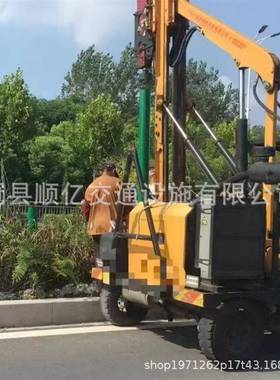 喷塑波波QII形护板三横梁绿色浅蓝色波形栏杆高波速公路两三护栏